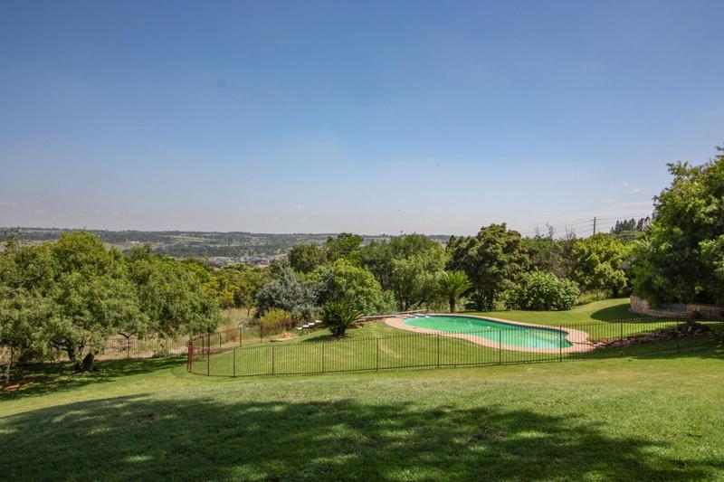 To Let 4 Bedroom Property for Rent in Beaulieu Gauteng