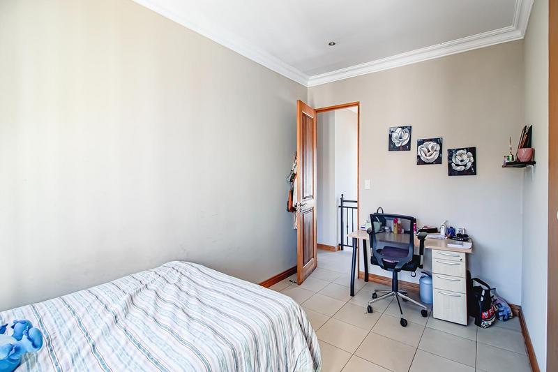 5 Bedroom Property for Sale in Theresa Park Gauteng