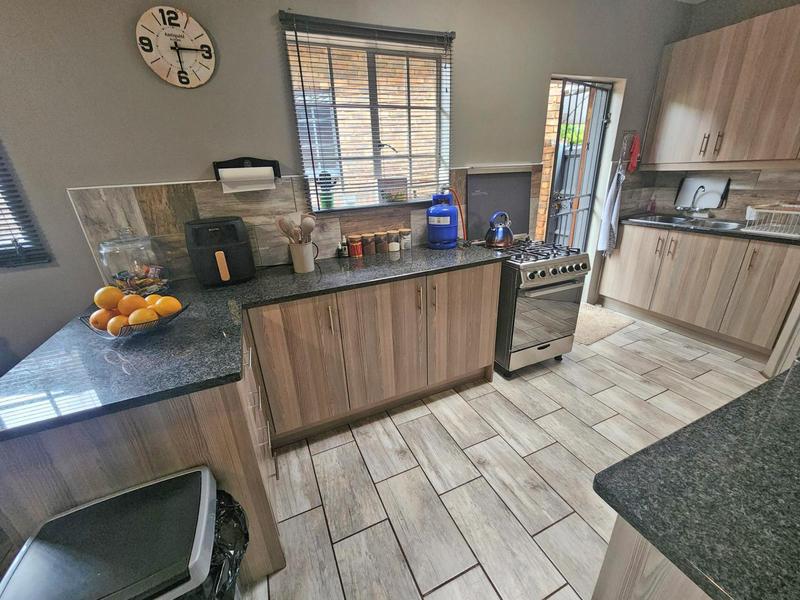 3 Bedroom Property for Sale in Newlands Gauteng