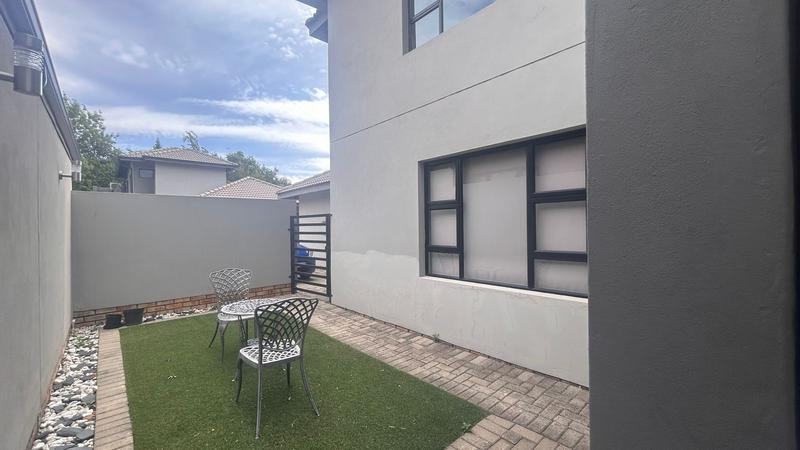 To Let 3 Bedroom Property for Rent in Bedfordview Gauteng