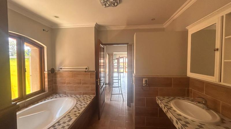 To Let 4 Bedroom Property for Rent in Bedfordview Gauteng