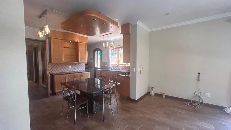 To Let 4 Bedroom Property for Rent in Bedfordview Gauteng