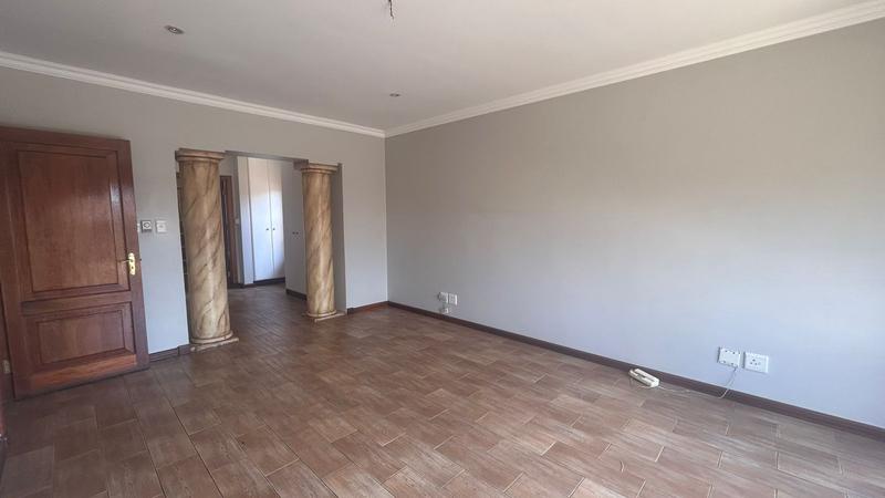 To Let 4 Bedroom Property for Rent in Bedfordview Gauteng