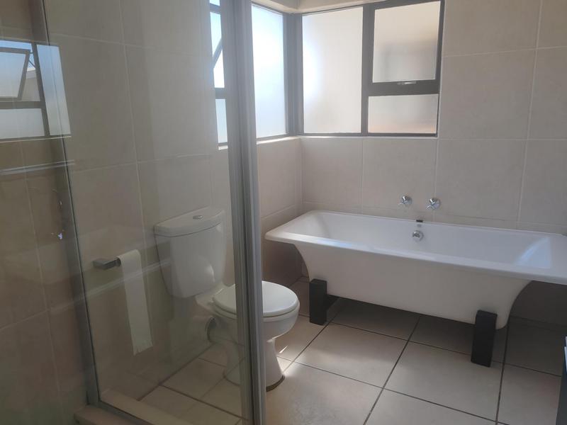 To Let 1 Bedroom Property for Rent in Modderfontein Gauteng