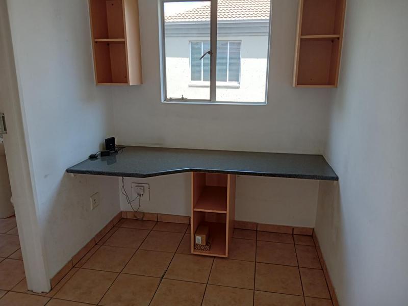 2 Bedroom Property for Sale in Oriel Gauteng