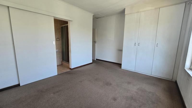 2 Bedroom Property for Sale in Oriel Gauteng