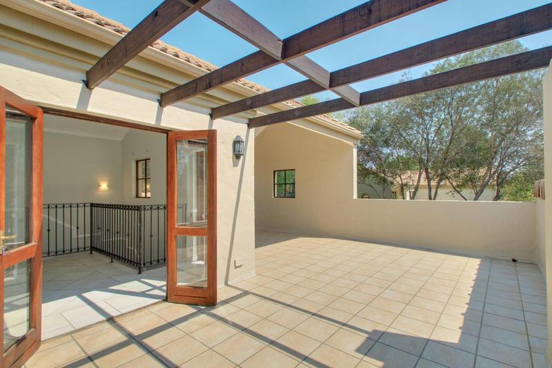 3 Bedroom Property for Sale in Lonehill Gauteng