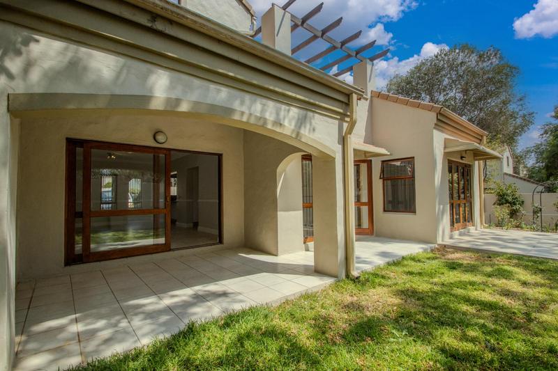 3 Bedroom Property for Sale in Lonehill Gauteng