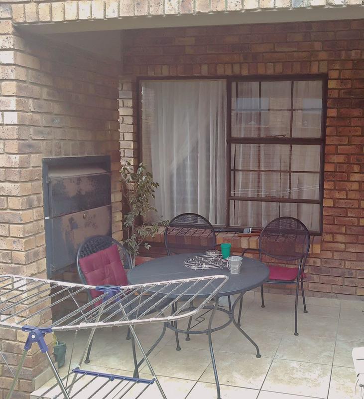 To Let 2 Bedroom Property for Rent in Albemarle Gauteng