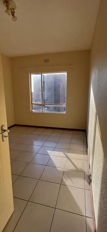 To Let 2 Bedroom Property for Rent in Pomona Gauteng