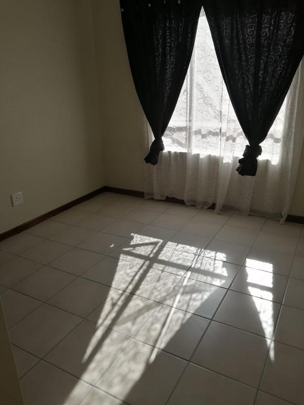 To Let 2 Bedroom Property for Rent in Pomona Gauteng