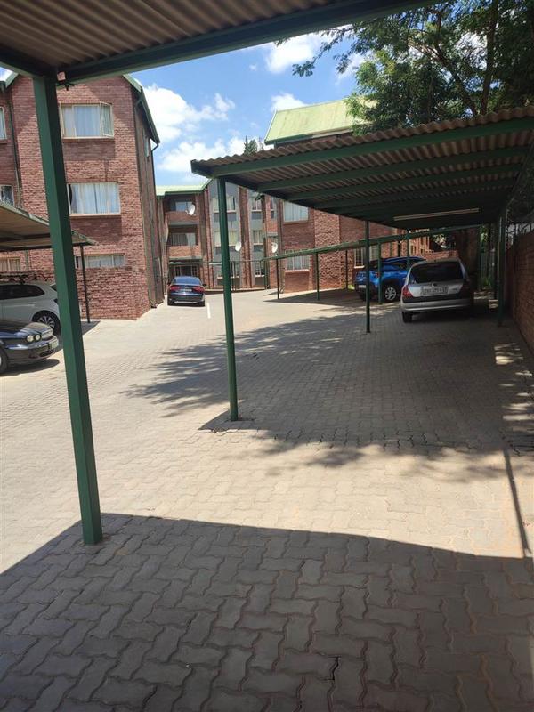 2 Bedroom Property for Sale in Pretoria Gardens Gauteng