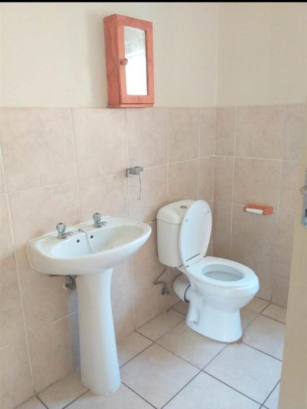 2 Bedroom Property for Sale in Pretoria Gardens Gauteng