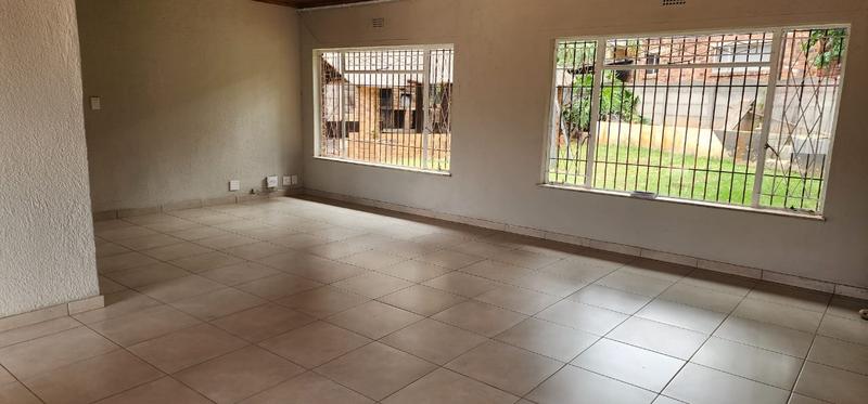 To Let 3 Bedroom Property for Rent in Birch Acres Gauteng