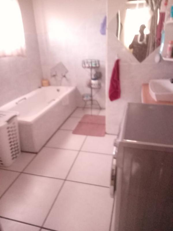 2 Bedroom Property for Sale in Elsburg Gauteng