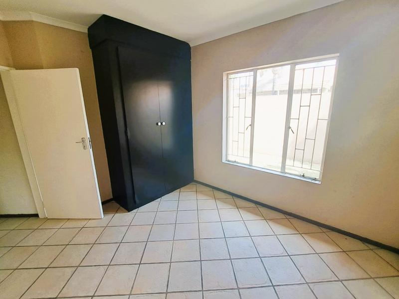 3 Bedroom Property for Sale in Amberfield Gauteng