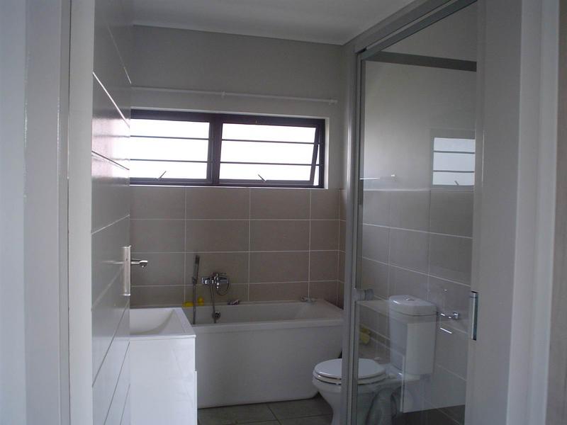 3 Bedroom Property for Sale in Amberfield Gauteng