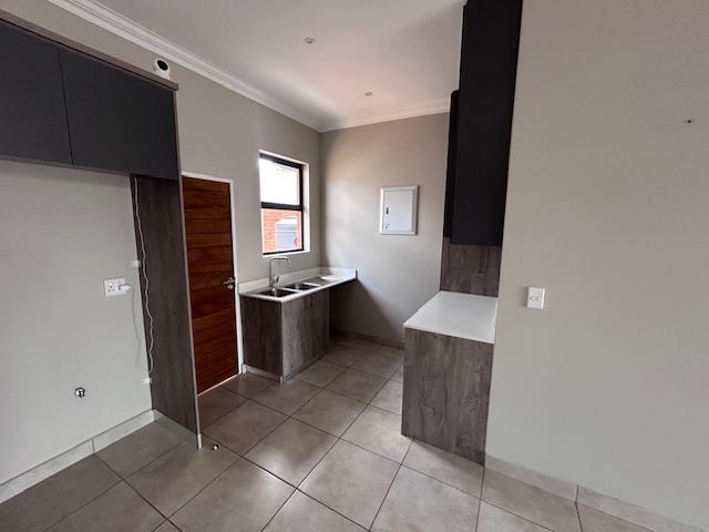 3 Bedroom Property for Sale in Six Fountains Residential Estate Gauteng