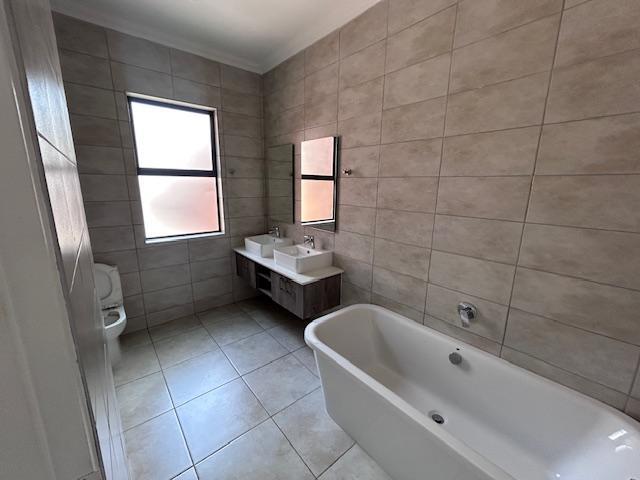 3 Bedroom Property for Sale in Six Fountains Residential Estate Gauteng