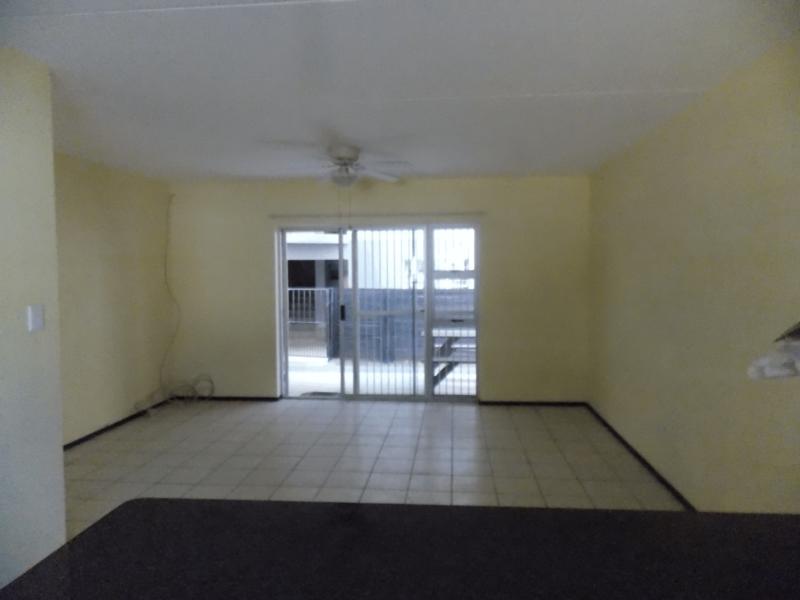 To Let 2 Bedroom Property for Rent in Bardene Gauteng