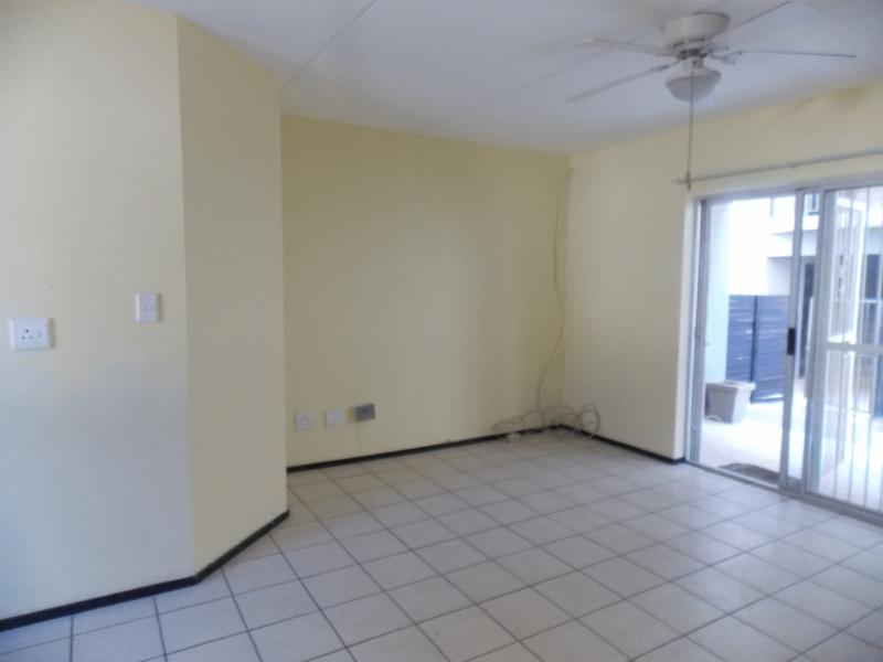 To Let 2 Bedroom Property for Rent in Bardene Gauteng