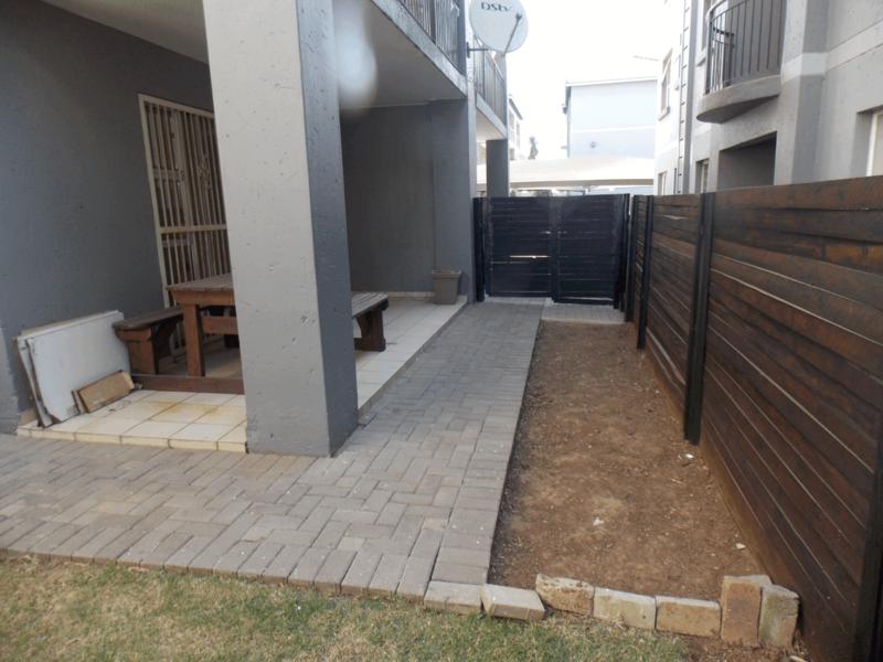 To Let 2 Bedroom Property for Rent in Bardene Gauteng