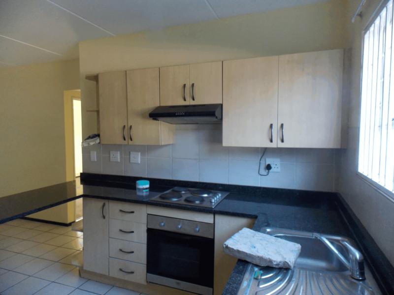 To Let 2 Bedroom Property for Rent in Bardene Gauteng