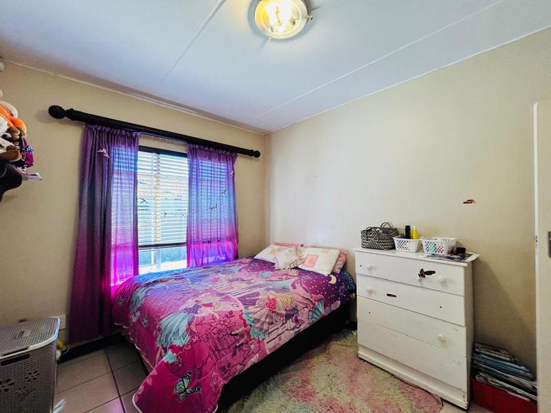 2 Bedroom Property for Sale in Noordwyk Gauteng