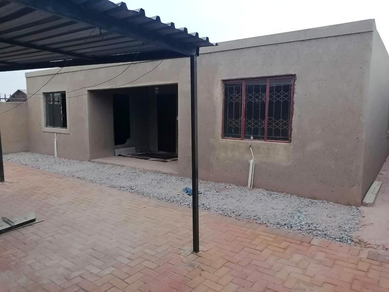 2 Bedroom Property for Sale in Protea Glen Gauteng