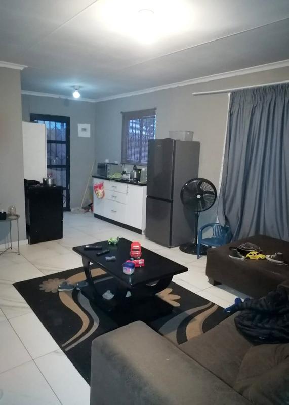 2 Bedroom Property for Sale in Protea Glen Gauteng