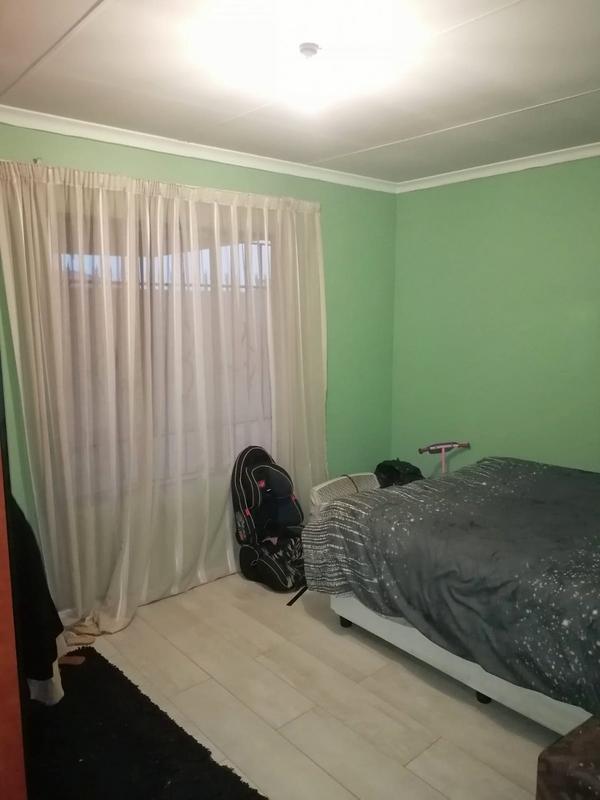 2 Bedroom Property for Sale in Protea Glen Gauteng