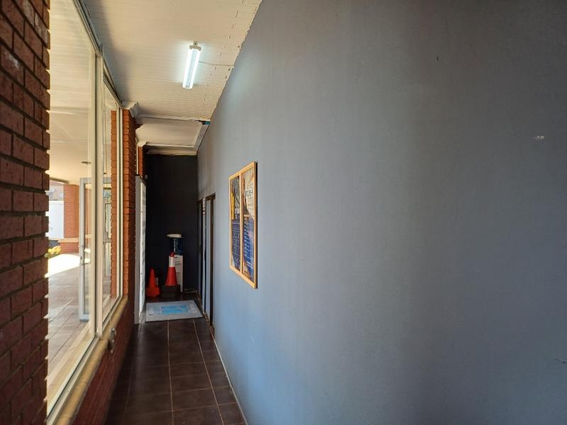 To Let commercial Property for Rent in Hennopspark Gauteng