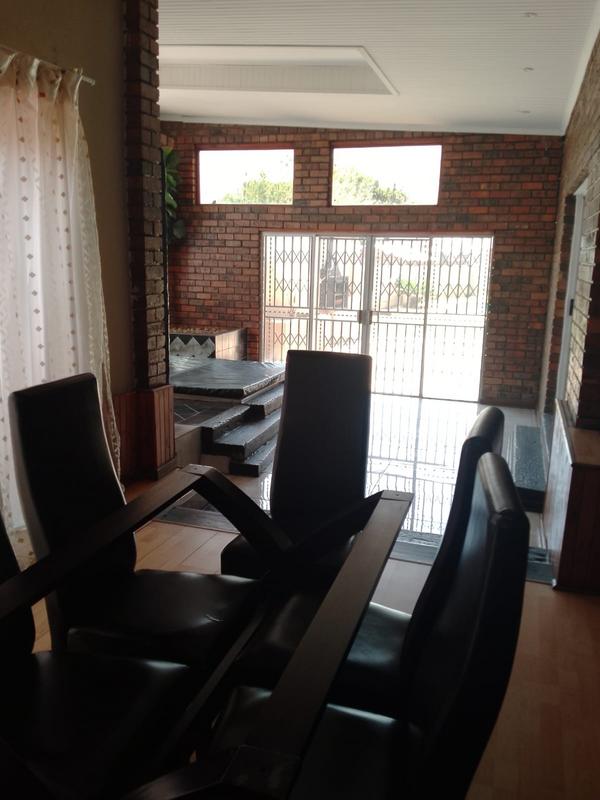 4 Bedroom Property for Sale in Petersfield Gauteng