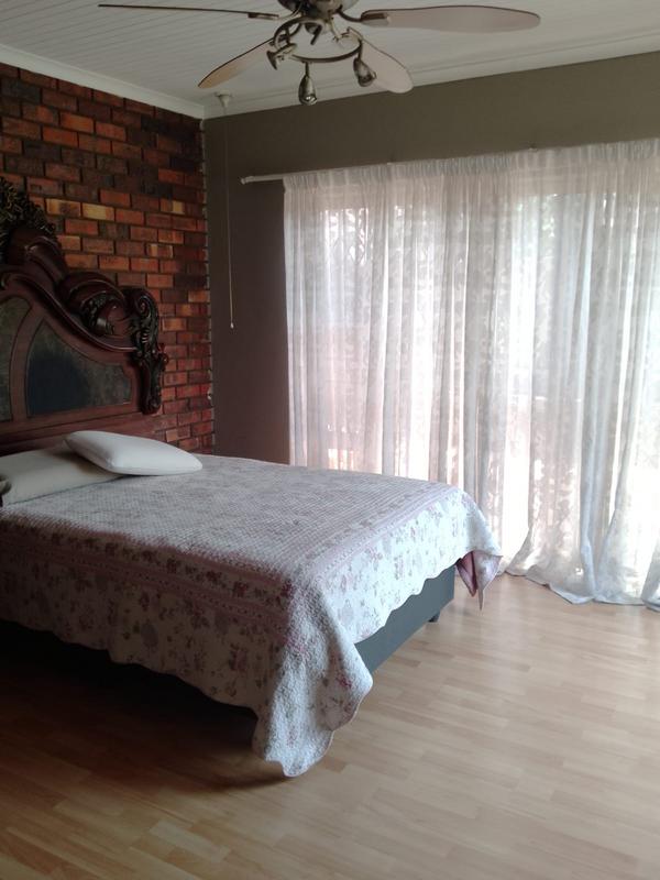 4 Bedroom Property for Sale in Petersfield Gauteng