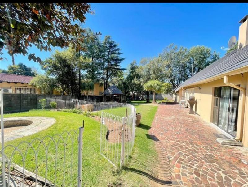 7 Bedroom Property for Sale in Kelvin Gauteng