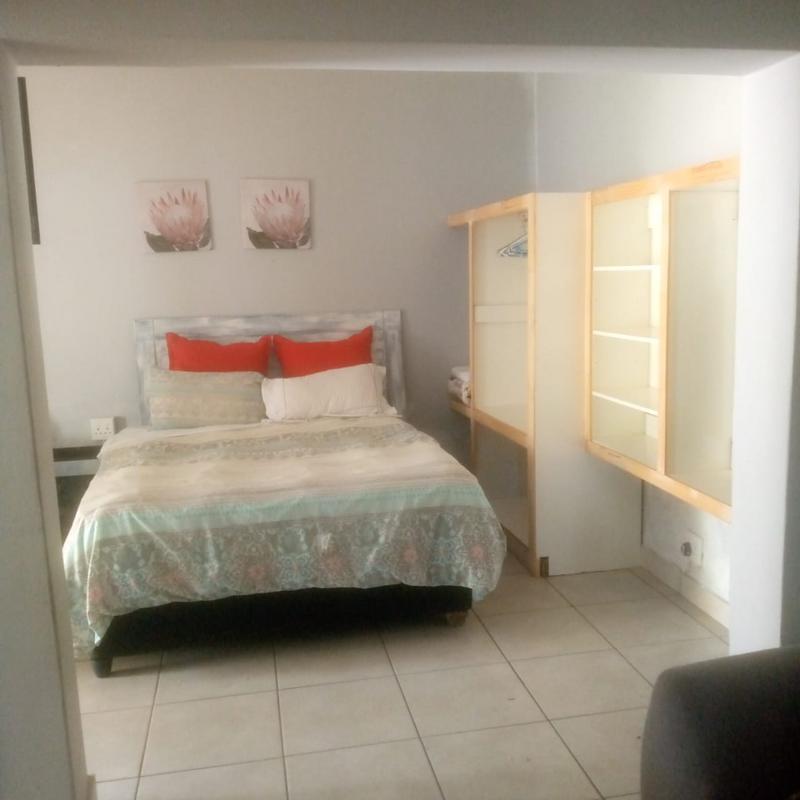 To Let 1 Bedroom Property for Rent in Malvern East Gauteng