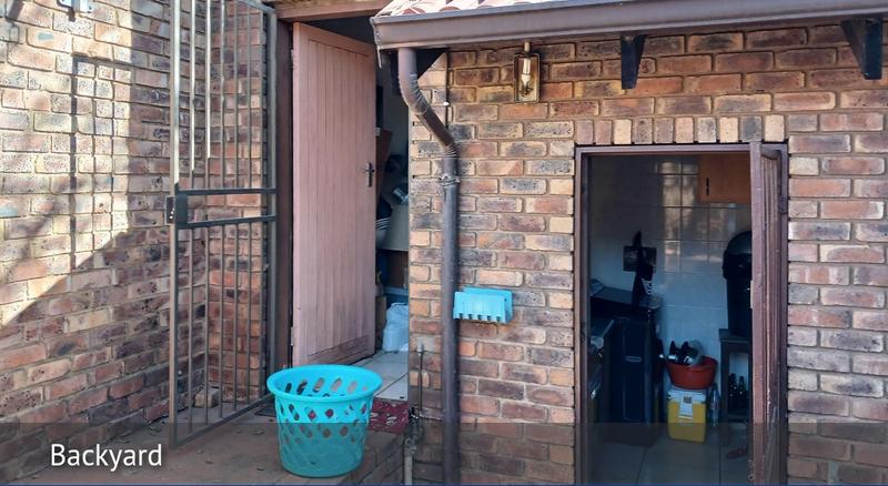 4 Bedroom Property for Sale in Glenvista Gauteng