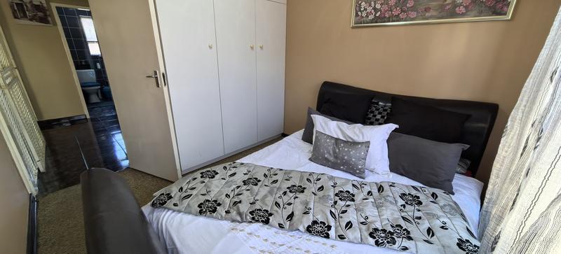 4 Bedroom Property for Sale in Witpoortjie Gauteng