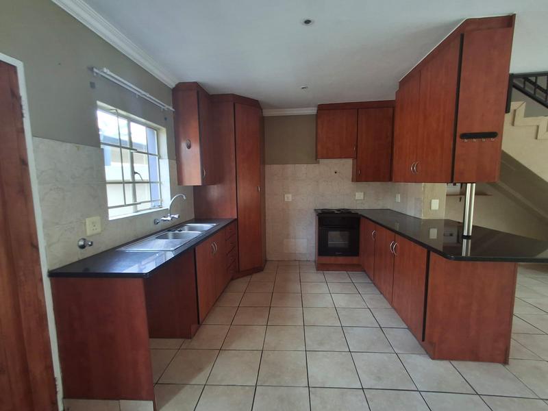 To Let 2 Bedroom Property for Rent in Annlin Gauteng