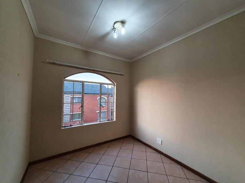 To Let 2 Bedroom Property for Rent in Mooikloof Ridge Gauteng