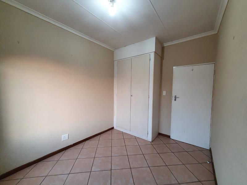 To Let 2 Bedroom Property for Rent in Mooikloof Ridge Gauteng