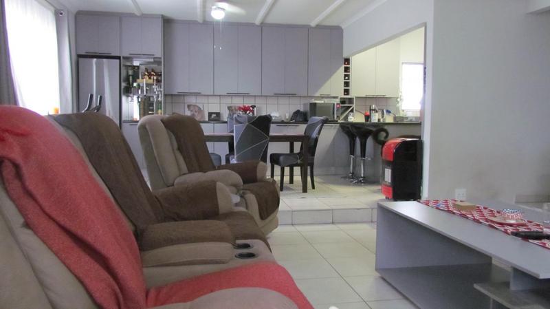 4 Bedroom Property for Sale in Valhalla Gauteng