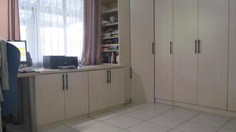 4 Bedroom Property for Sale in Valhalla Gauteng