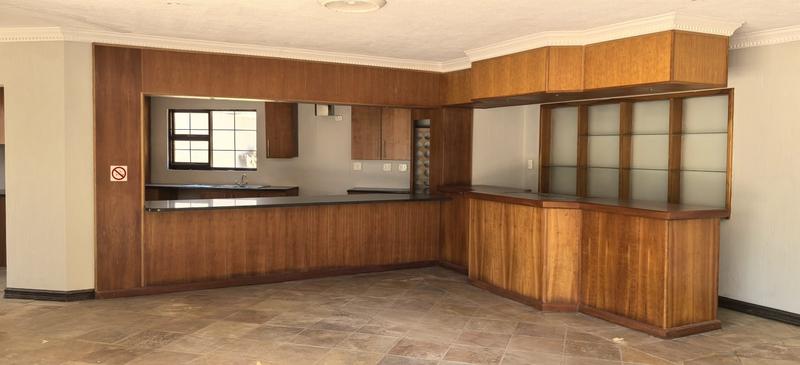 To Let 4 Bedroom Property for Rent in Bryanston Gauteng