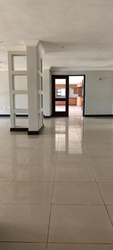 To Let 4 Bedroom Property for Rent in Bryanston Gauteng