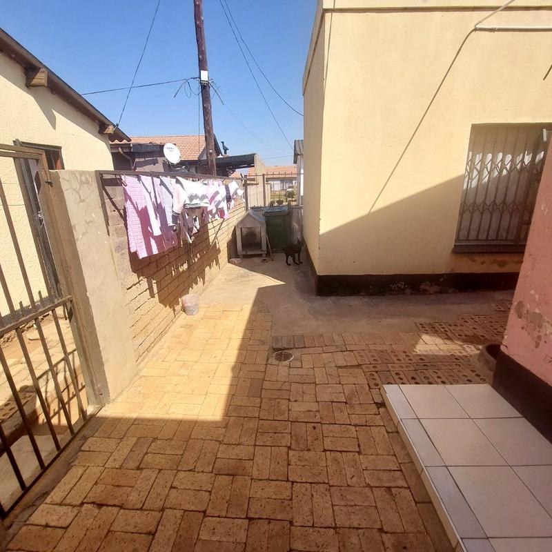 3 Bedroom Property for Sale in Palm Springs Gauteng