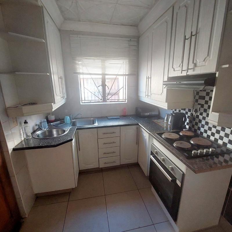 3 Bedroom Property for Sale in Palm Springs Gauteng