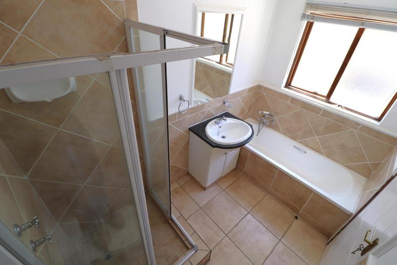 2 Bedroom Property for Sale in Lonehill Gauteng