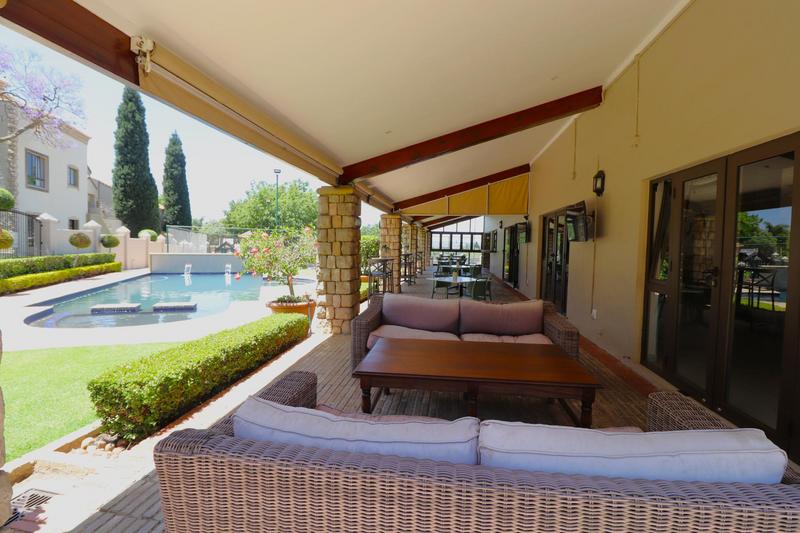 2 Bedroom Property for Sale in Lonehill Gauteng