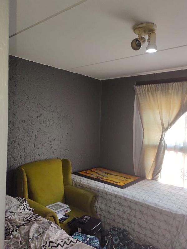 2 Bedroom Property for Sale in Meredale Gauteng